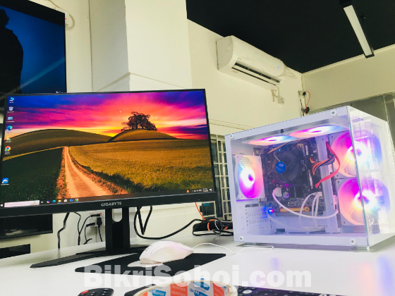 Intel Core i7 Ram 8GB SSD 256GB with 24inch Monitor